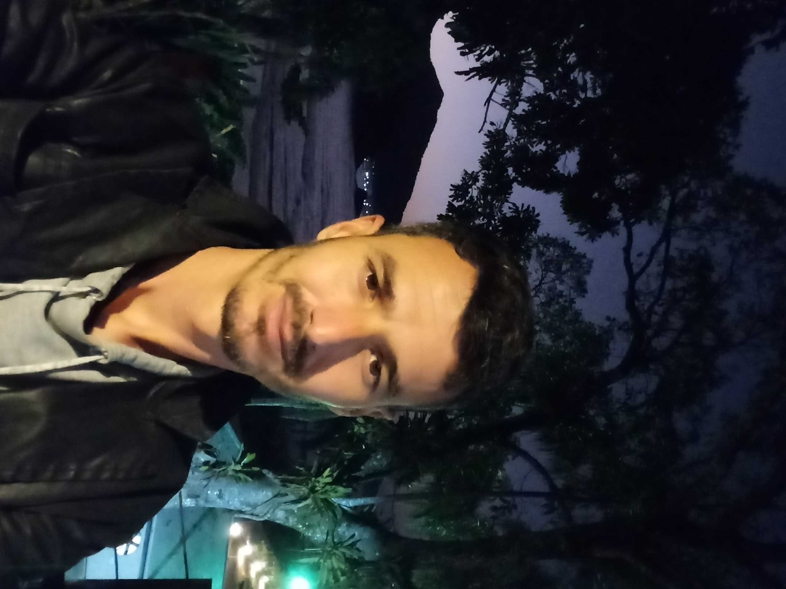 Douglas Gonçalves