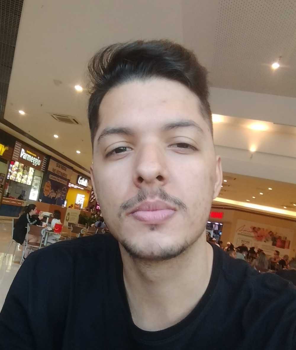 DANIEL LEITE